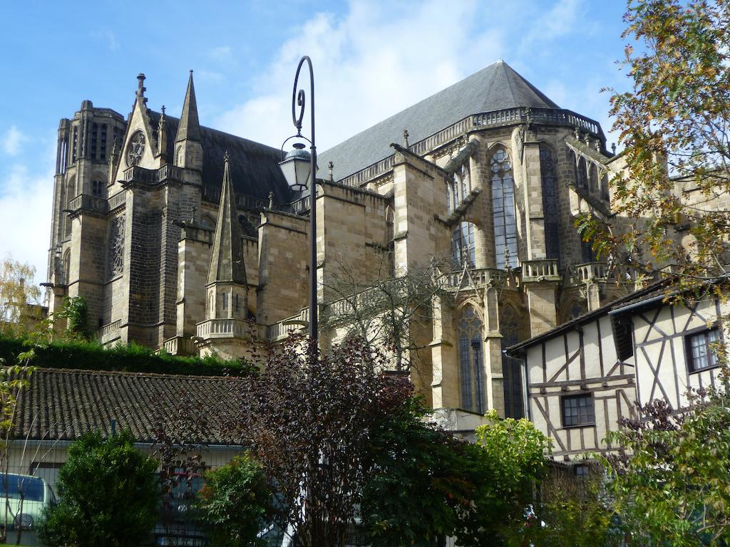 La Maison Du Marchand Peyrat-le-Château Eksteriør billede